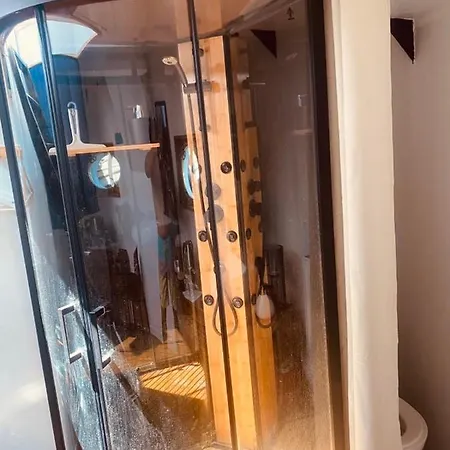 Atypique Sur Peniche Quarto em Acomodações Particulares