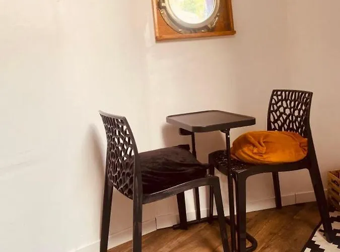 Habitación en casa particular Atypique Sur Péniche